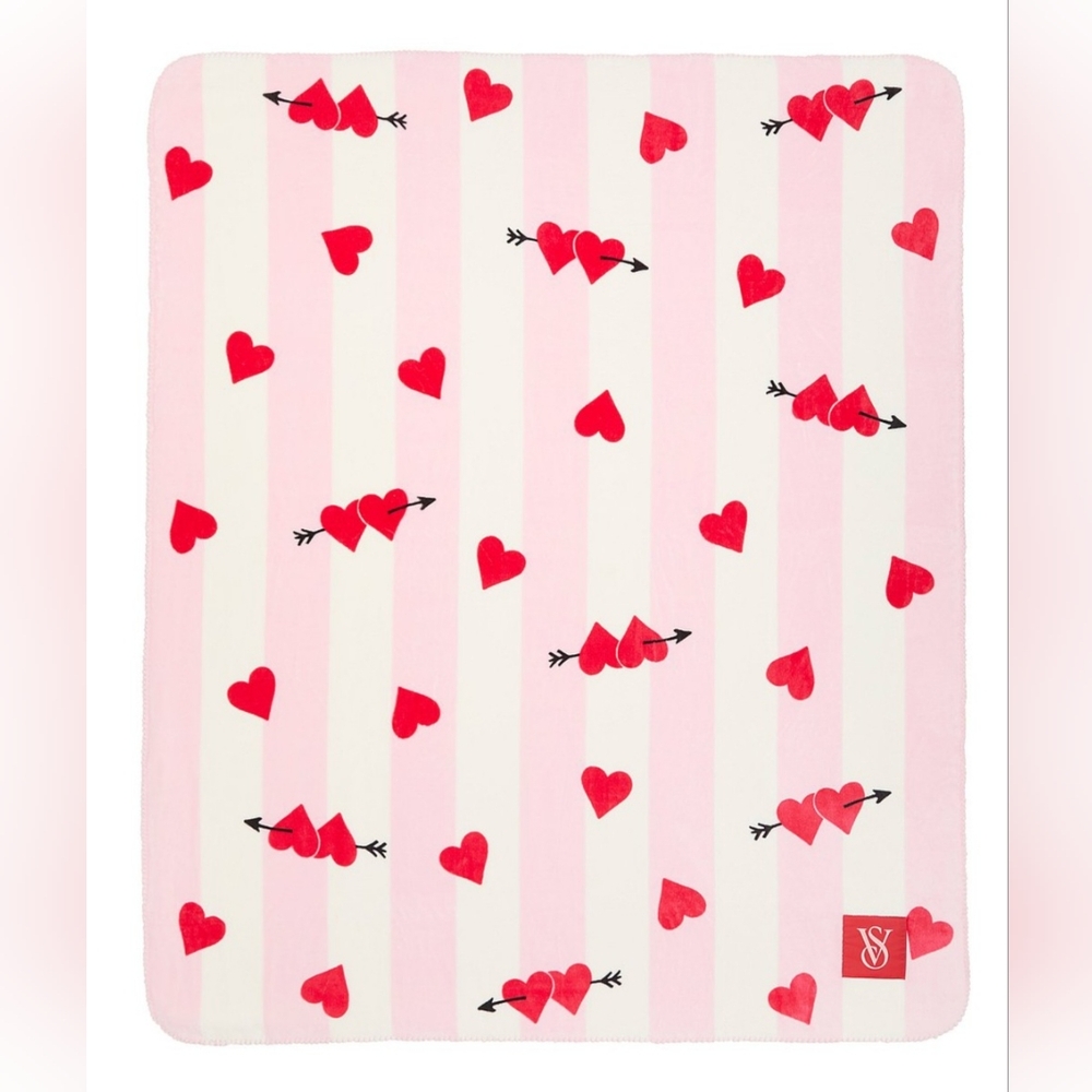Victoria's Secret VDay Hearts Valentine Day Blanket
